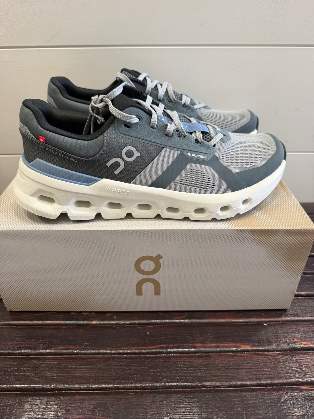 Men's On Cloud Runner 2